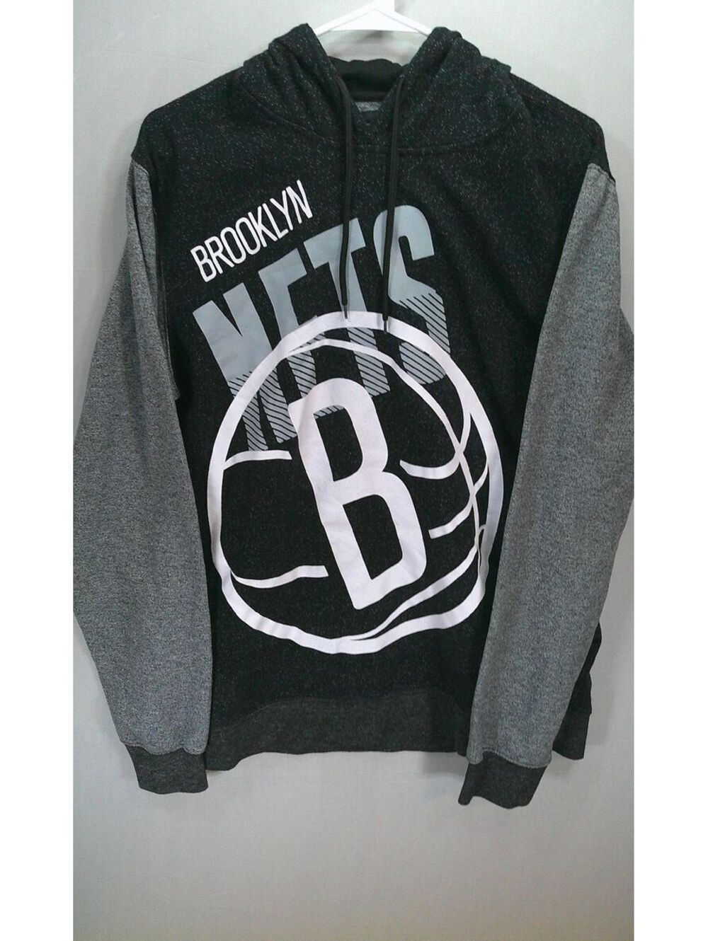 NBA Brooklyn Nets Black and Gray Hoodie Sweatshirt Large